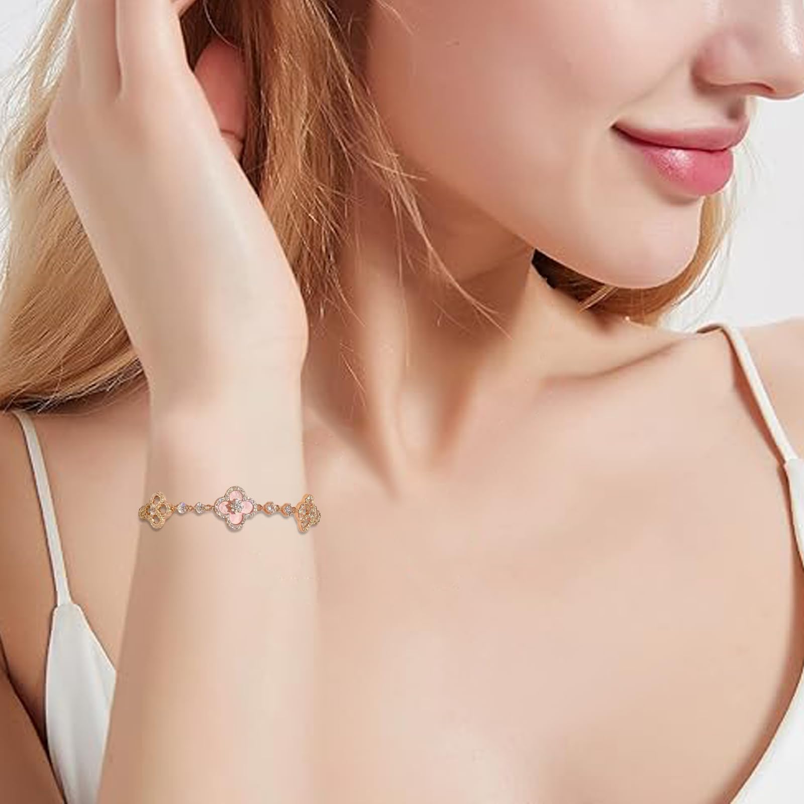 Gkaopi Armband Damen 925 Sterling Silber Cubic Zirkonia Kleeblatt Glücksbringer Armbander Verstellbar Stapelbare Blumen Armschmuck Wasserfest Handmade Schmuck Geschenk (Gold, Einheitsgrösse)