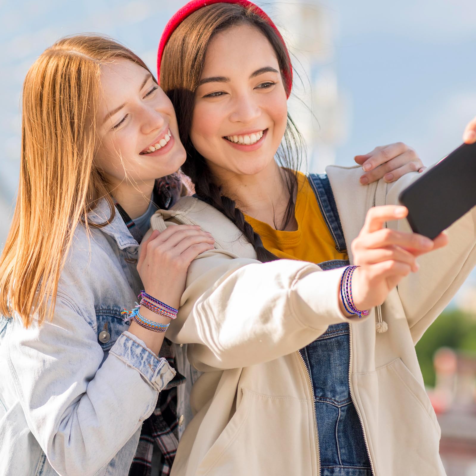 ElevateTech 30 Stück Gewebte Freundschaftsarmbänder Handgefertigt Verstellbar Bunte Quasten Baumwollkordel-Armbänder Schmuck Für Damen Herren Und Jugendliche